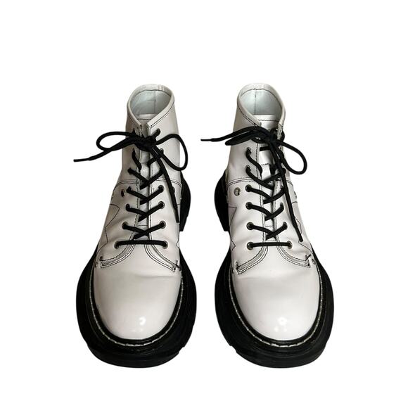 Alexander McQueen Tread Slick Lace Up Boot Combat Stitching White Black 38 8 - Picture 3 of 7